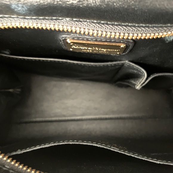 SOLD Salvatore Ferragamo Sofia Handbag - Picture 4 of 10